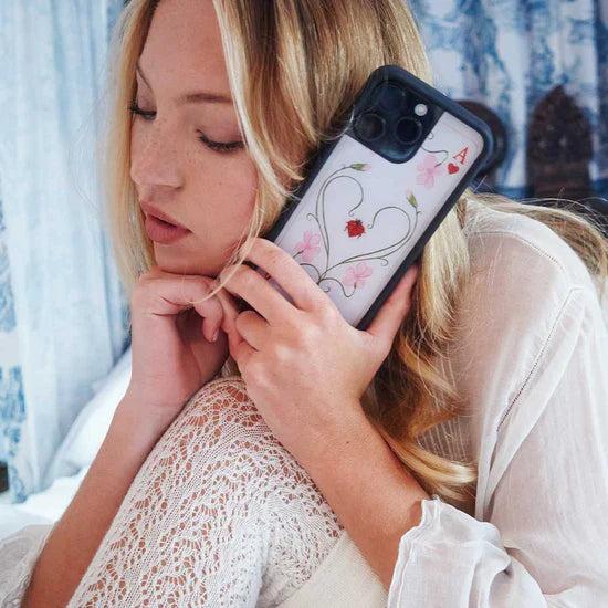 Lila Moss x Wildflower Cases 聯名係列