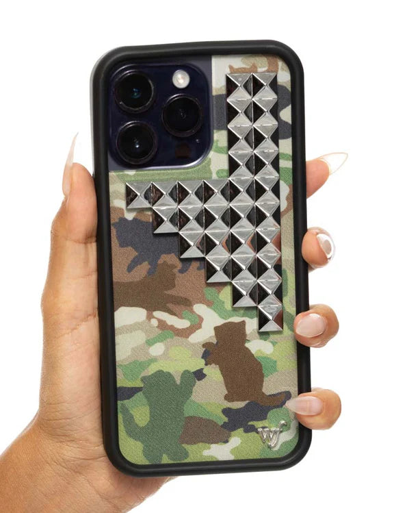 Camouflage Kitten Punk Series Cat Camo Stud Phone Case 