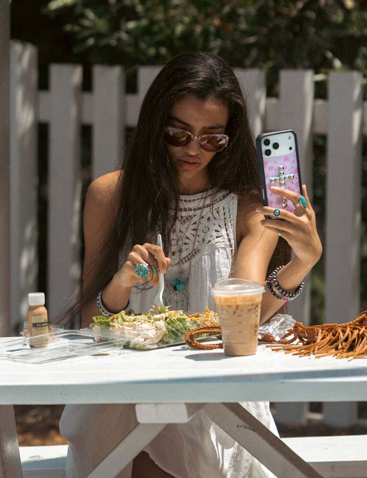 Pink Forget-Me-Not Cross Rivet Forget Me Not Floral Pink Phone Case