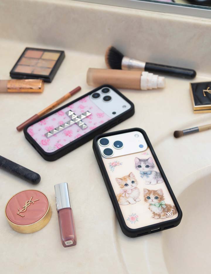 Vintage Kittens Phone Case